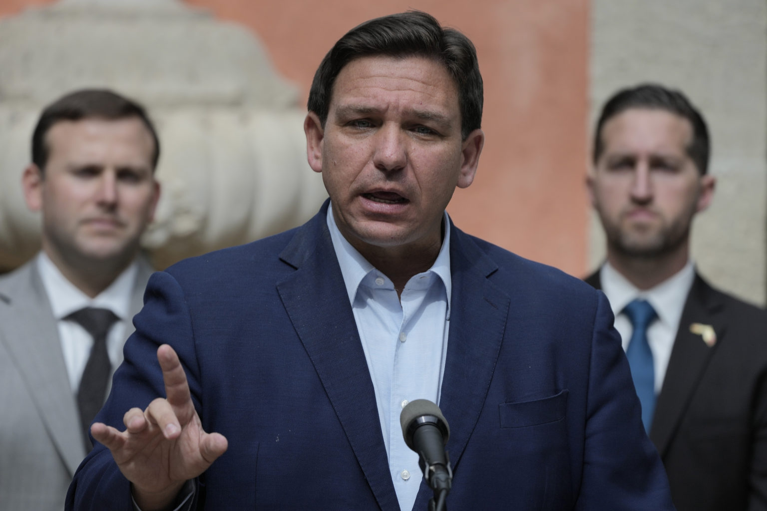 Florida Gov. Ron DeSantis Says Expects Constitutional Carry to Become Law in 2023